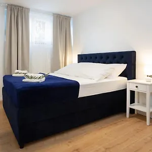 https://apartment-glow-1.splithotels.org