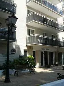 Apartamentos Intersalou Priorat Испания