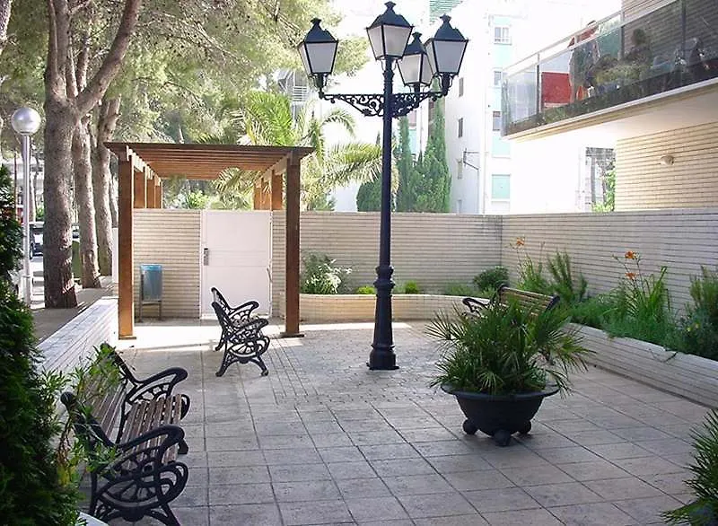 Apartamentos Intersalou Priorat Апартаменты Салоу